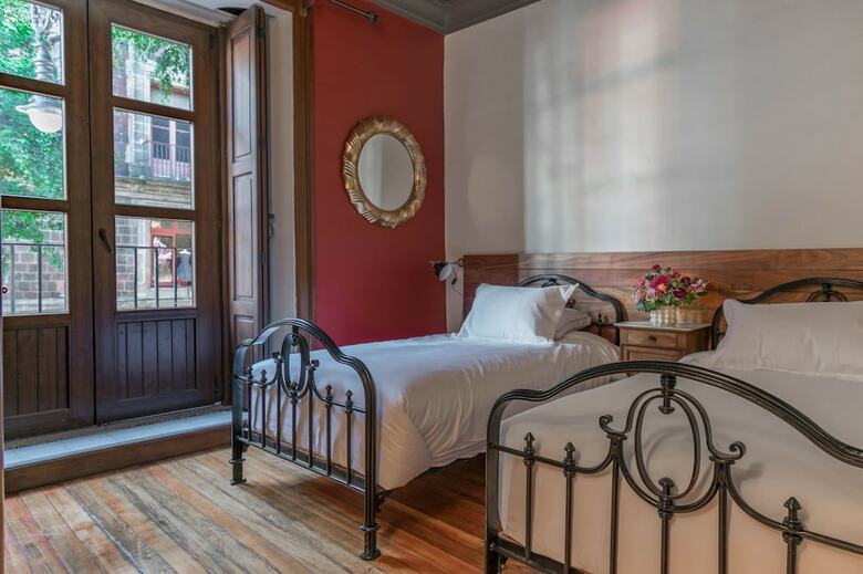 Apartamentos Casa Sauto Luxury Family Suites