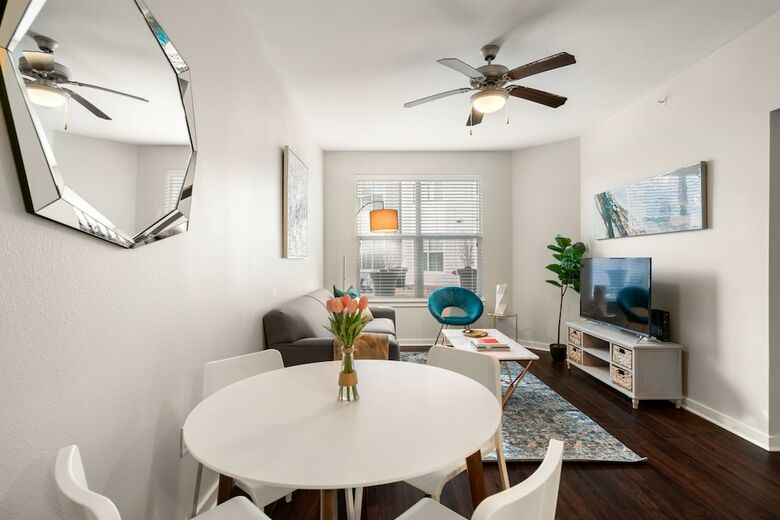 Kasa Dallas Downtown Apartments