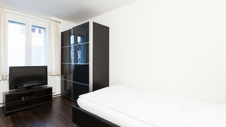 Hotel Swiss Star Apartments District 3