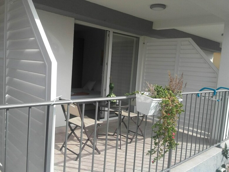 Apartamentos Guest House Djonovic