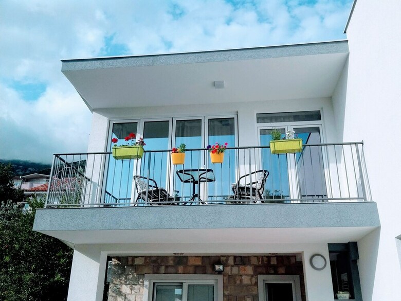Apartamentos Guest House Djonovic