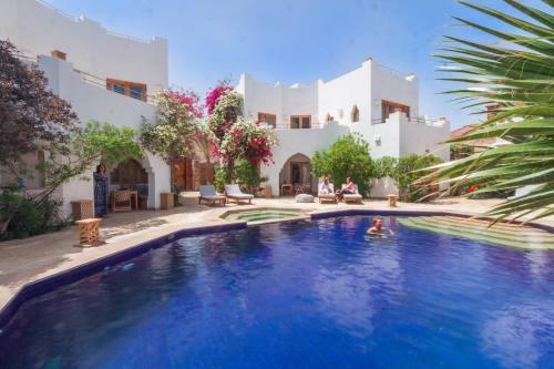 Red C Villas