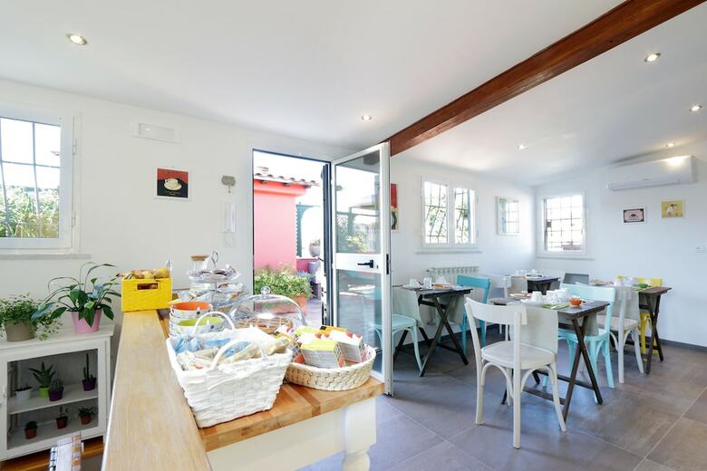 Hotel B & B Li Rioni