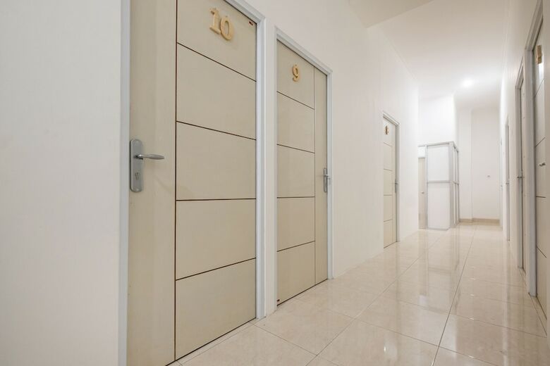 Hostal Oyo 2296 Star House