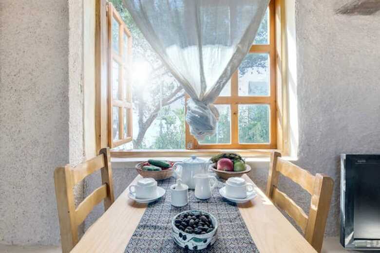 Hotel Mesodokia Homes