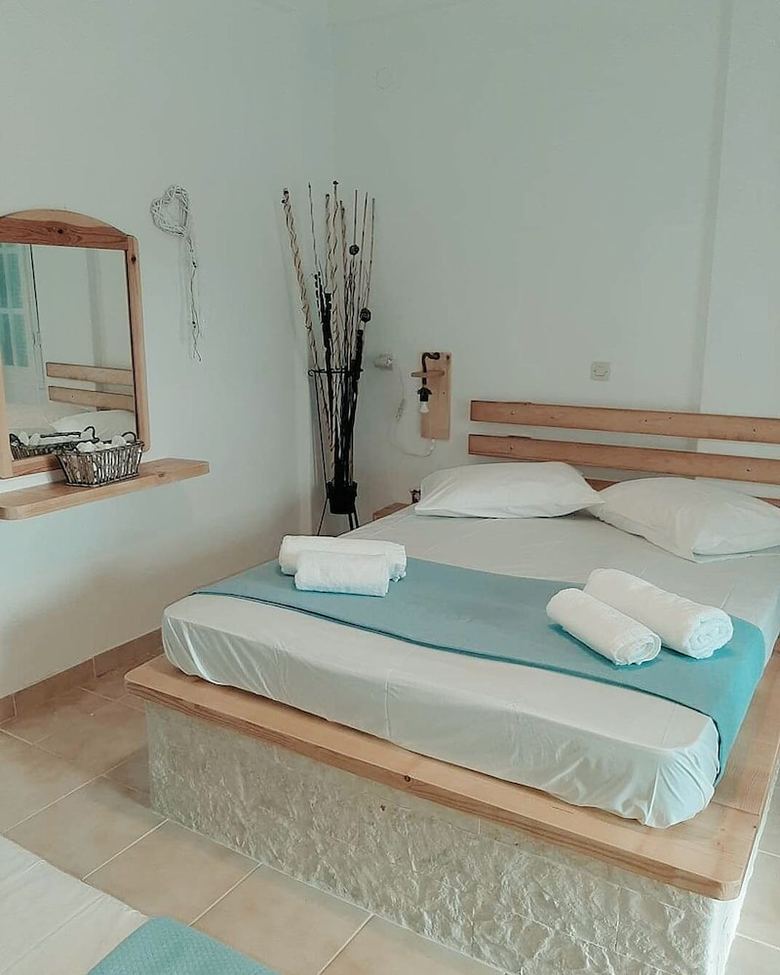 Paros King Luxury Apartments
