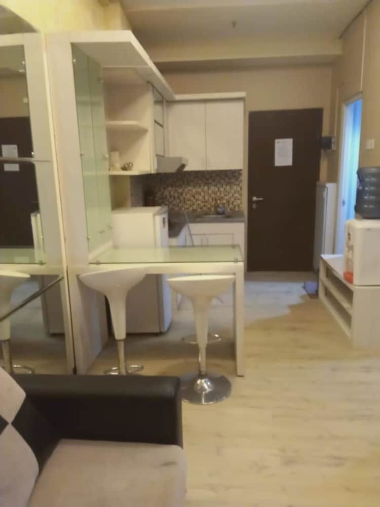 Hotel The Suites Metro Ananda Home