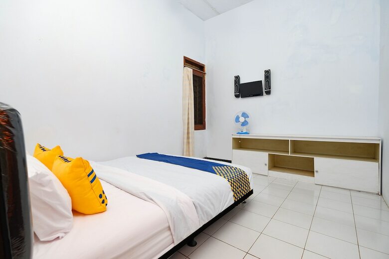 Hostal Spot On 2240 Simpang Tujuh Residence