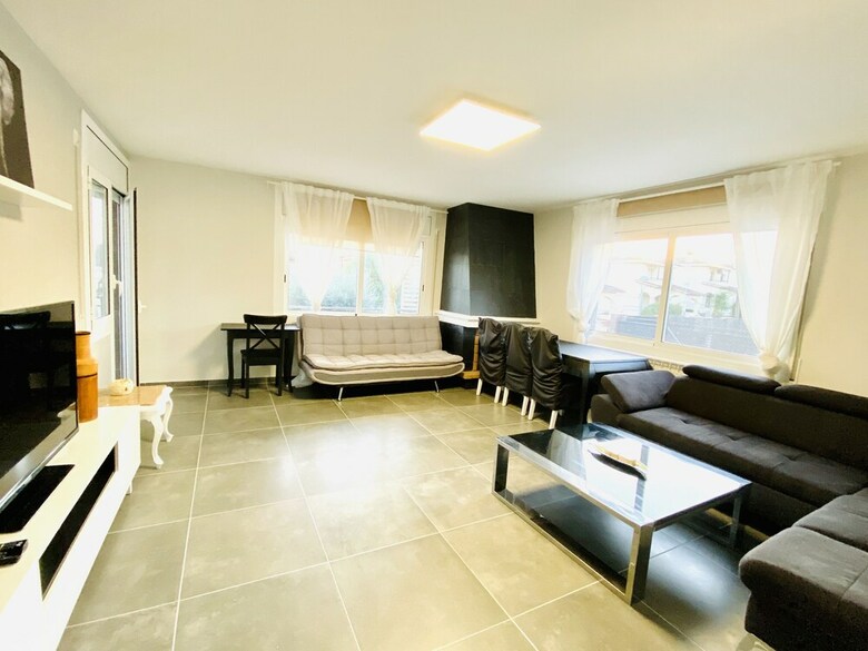 Apartamentos Casa Vacaciones En Calafell Playa