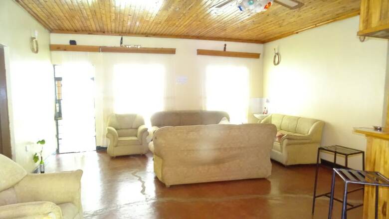Bed & Breakfast Fahari Africa