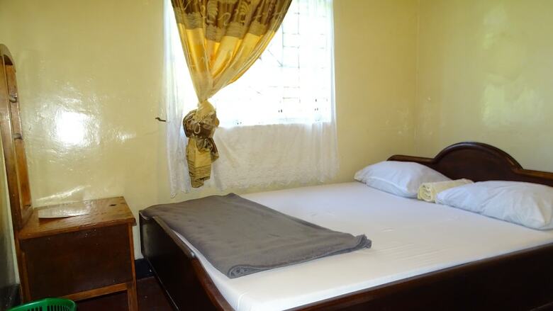 Bed & Breakfast Fahari Africa