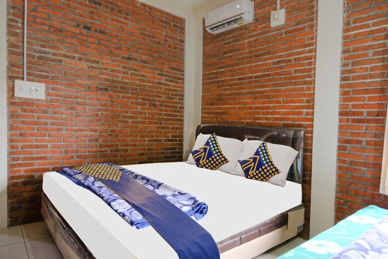 Hostal Spot On 2375 Agbil Homestay