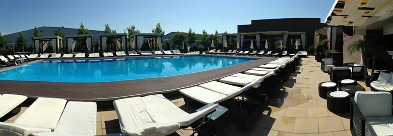Aparthotel Ambasad'or Home & Apartments
