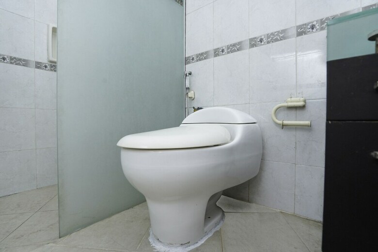 Hotel Spot On 2483 Salju Korea Residence