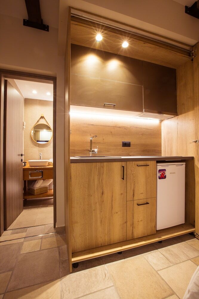Adryades Luxury Apartments