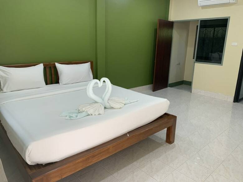 Hotel Oyo 625 Airport Smile Place