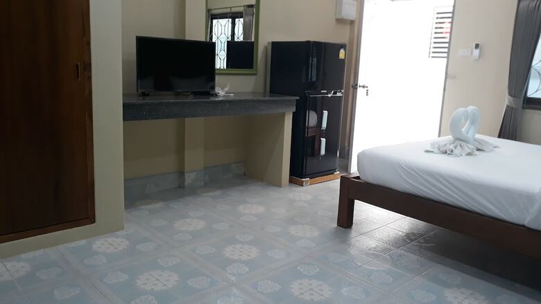 Hotel Oyo 625 Airport Smile Place