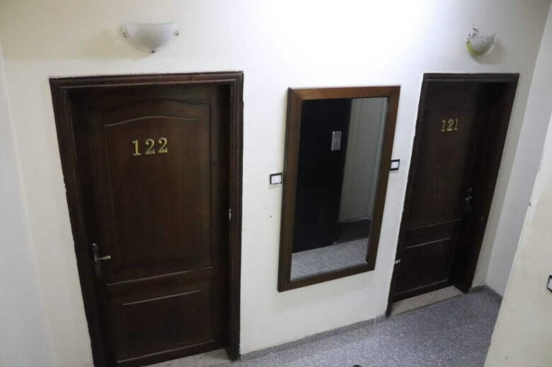 Hostal Al-maha Hostel & Apartments