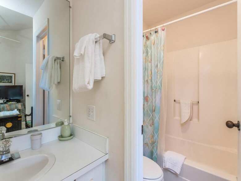 Harbour Oaks By Hodnett Cooper