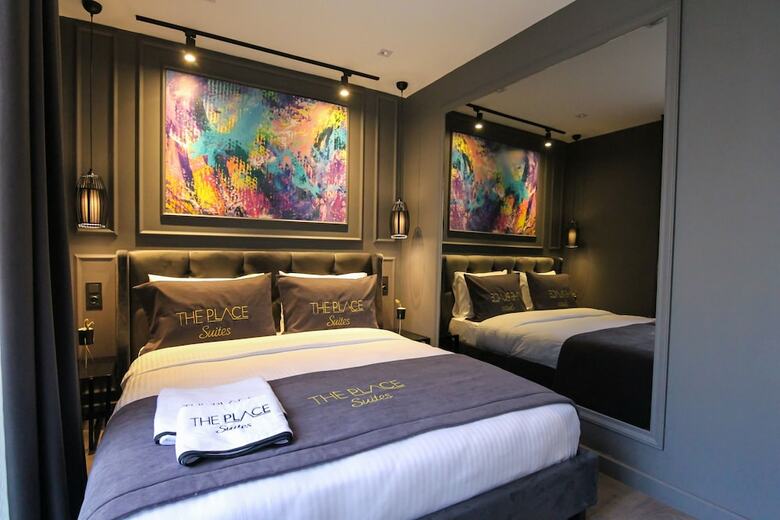 Hotel The Place Suites Ata?ehir