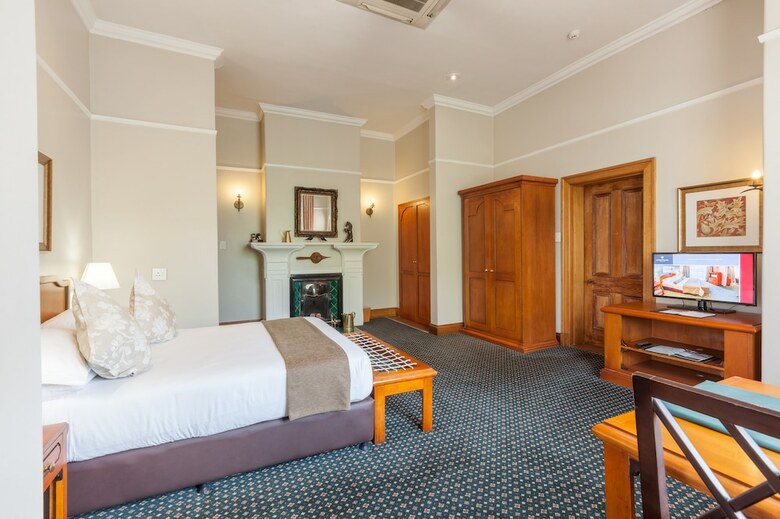 Courtyard Hotel Arcadia