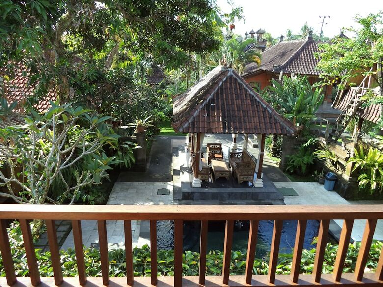Apartamento Lokasari Bungalows Spa & Gallery