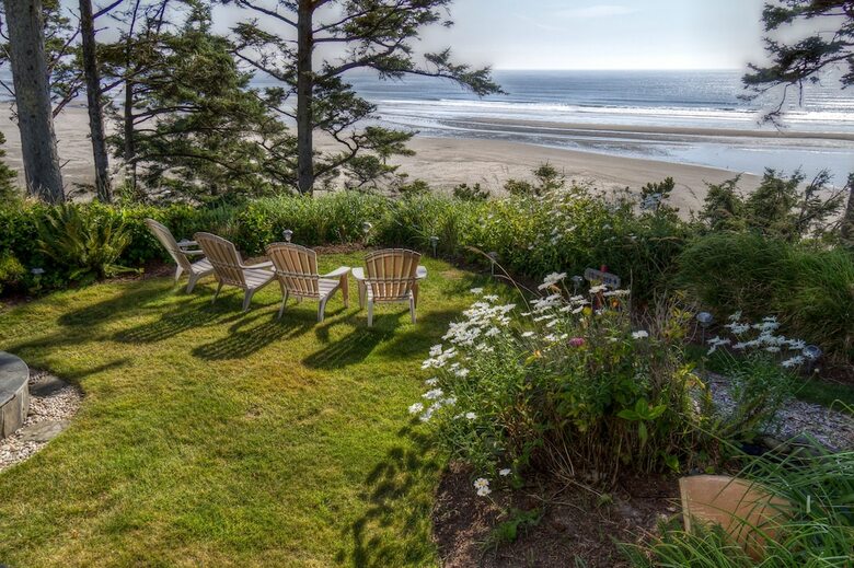 Tyee Lodge Oceanfront B&B