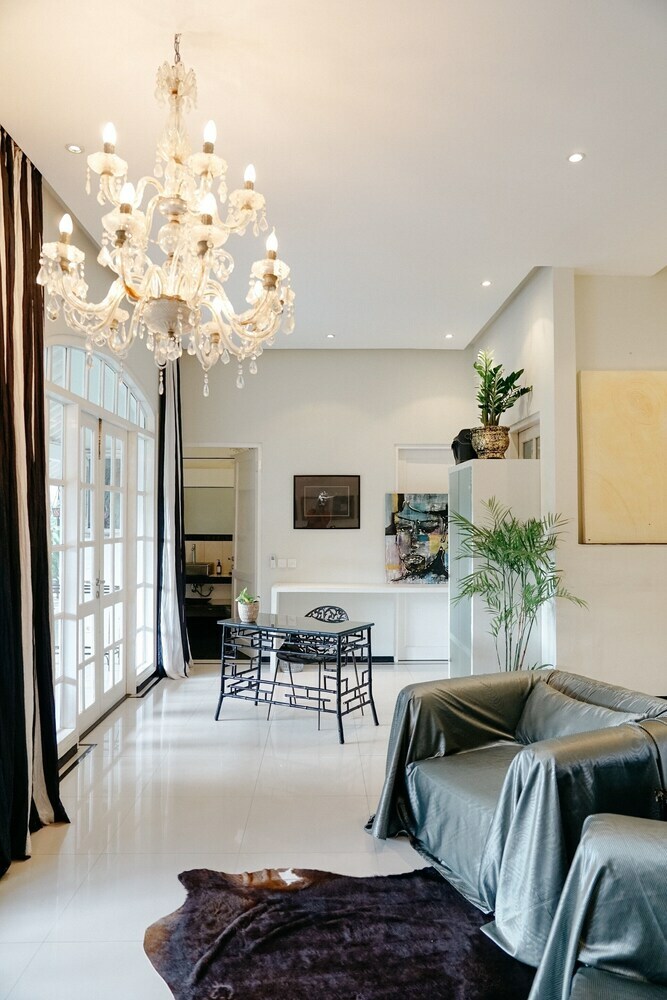 Hotel Casa Artista By Villa Kresna