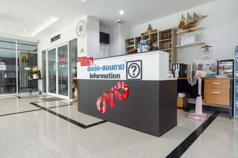 Hotel Oyo 689 Treeyapat Place