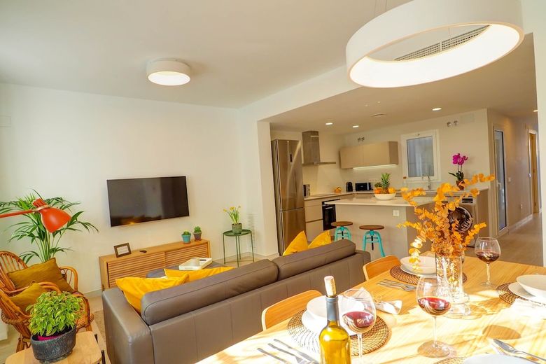 San Sebastian Apartment With Patio