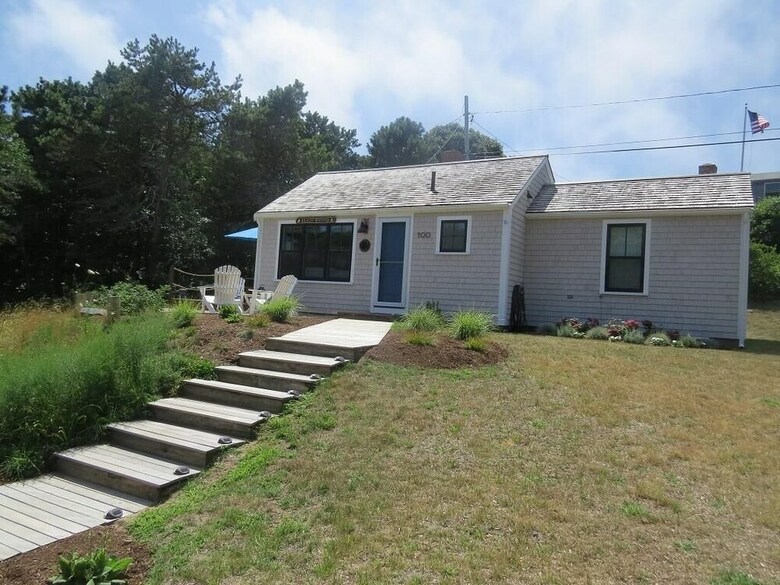 100 Beach Plum Road - Two Bedroom House