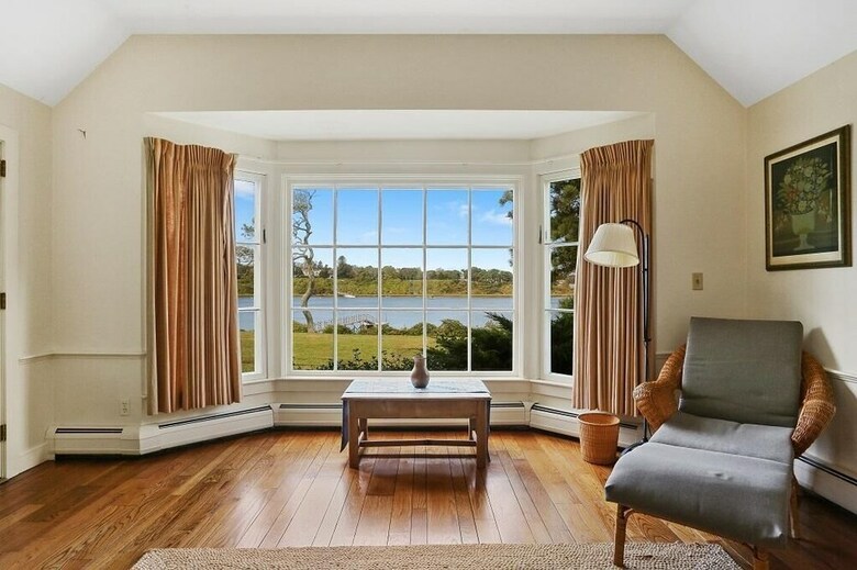 197 Bridge Street - Three Bedroom House