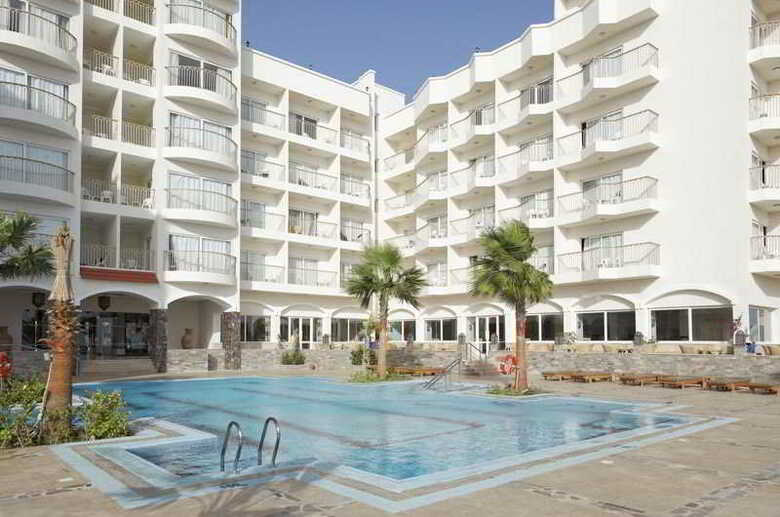 Hotel The Three Corners Royal Star Beach Resort