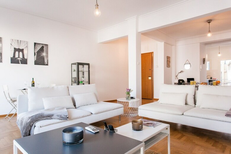 Apartamentos Chill Like A Local In Condo