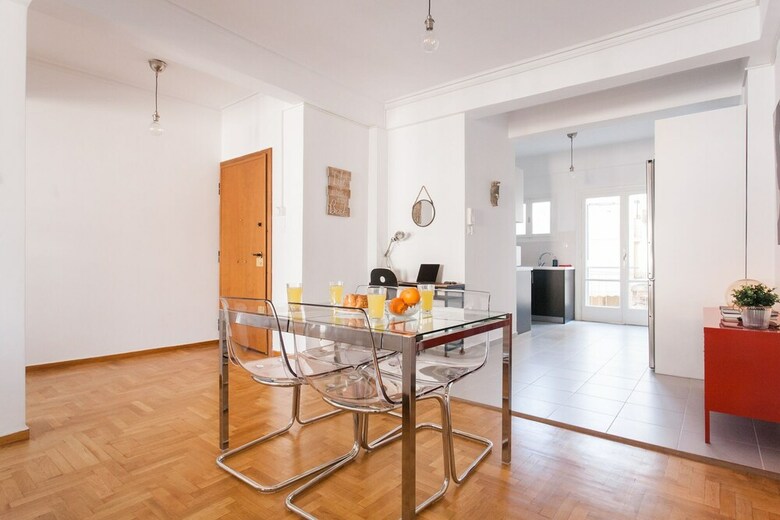 Apartamentos Chill Like A Local In Condo