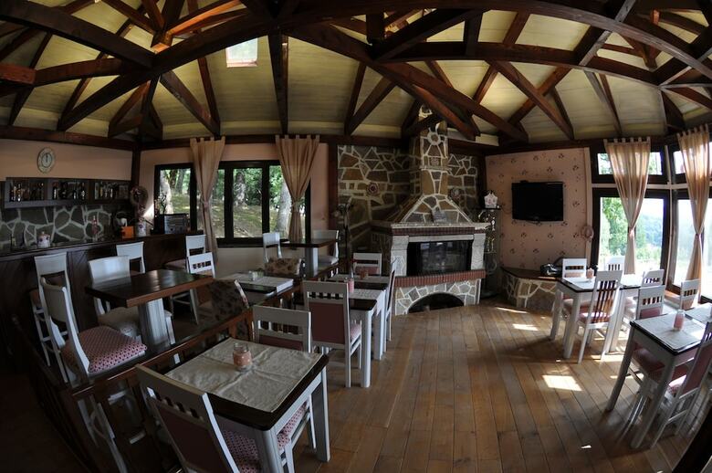 Hotel Oreiades Suites
