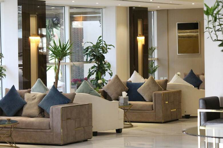 Aparthotel First Room Hotel Apartments