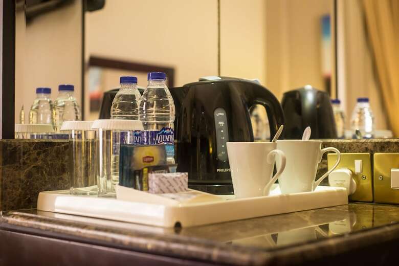Waves International Hotel