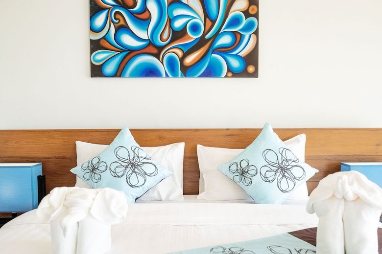 4 Bedroom Sea View Villa Bubbles