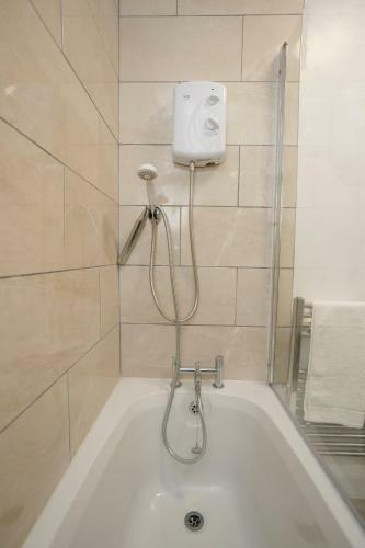 Kirkstall Serviced Apartments Leeds