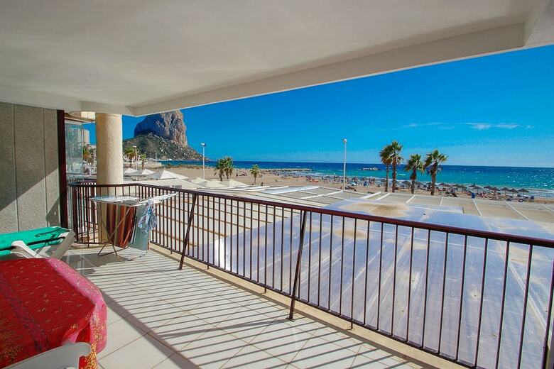 Ines-1 - Ocean Front Apartment In Calpe