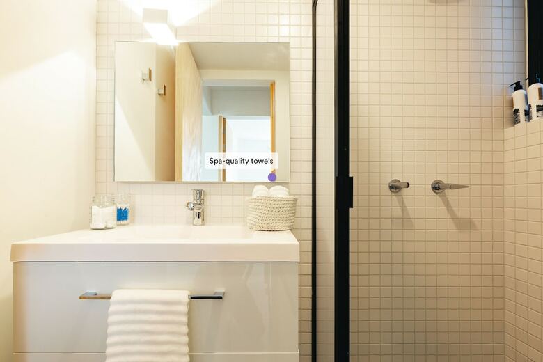 Apartamento 2br 2ba Romita Casa! Hi Tech & Super Modern!