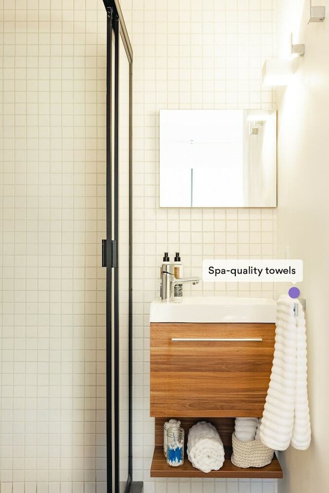 Apartamento 2br 2ba Romita Casa! Hi Tech & Super Modern!