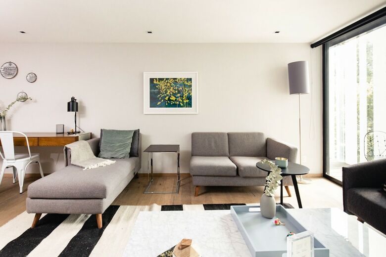 Apartamento Executive 1br Oasis With Kitchen & Private Balcony
