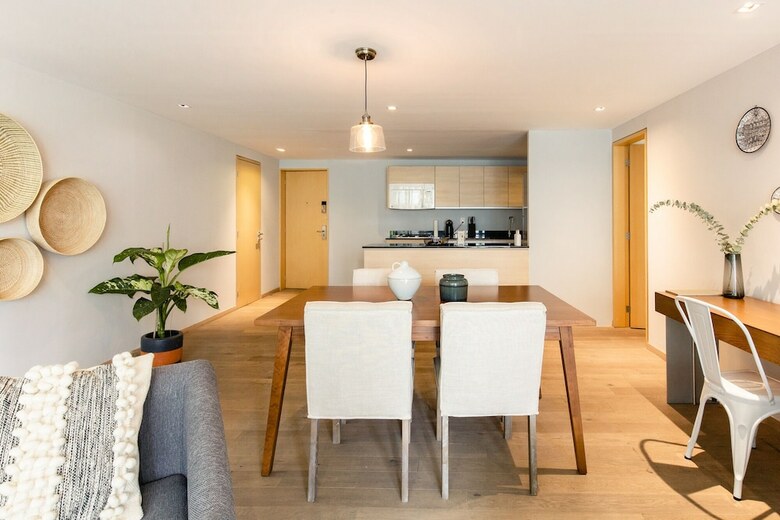 Apartamento Executive 1br Oasis With Kitchen & Private Balcony