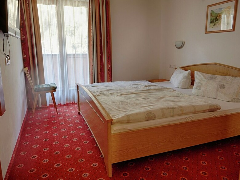 Spacious Apartment In Aschau Im Zillertal With Balcony