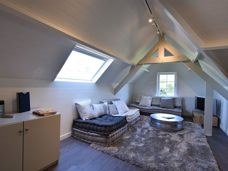 Luxury Villa In Sint-idesbald With Jacuzzi