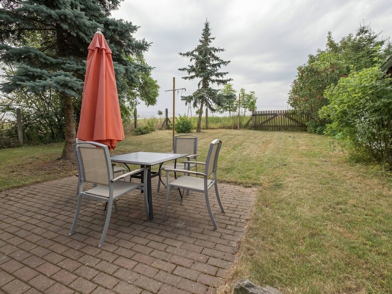Classy Holiday Home With Terrace, Garden, Barbecue, Heating
