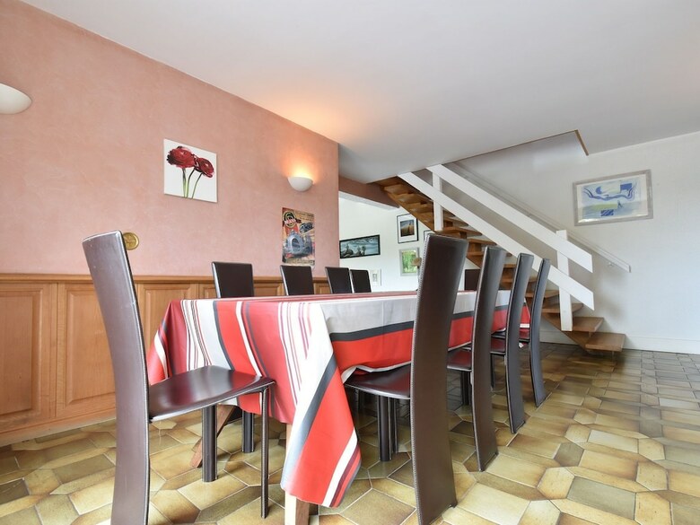Villa With Private Swimming Pool In A Rural Area, Just Outside Decize