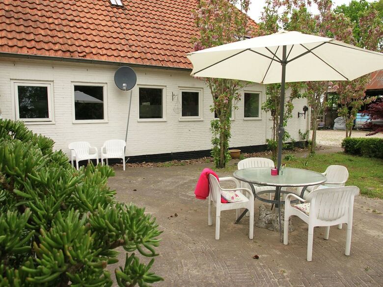 Luxurious Farmhouse In Rutten With Large Terrace